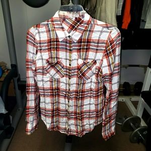 Maurices juniors size small plaid button up shirt